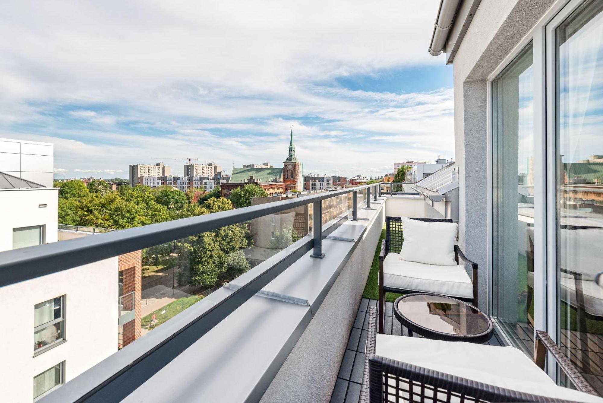 Amber Q4Apartments กดัญสก์ ภายนอก รูปภาพ