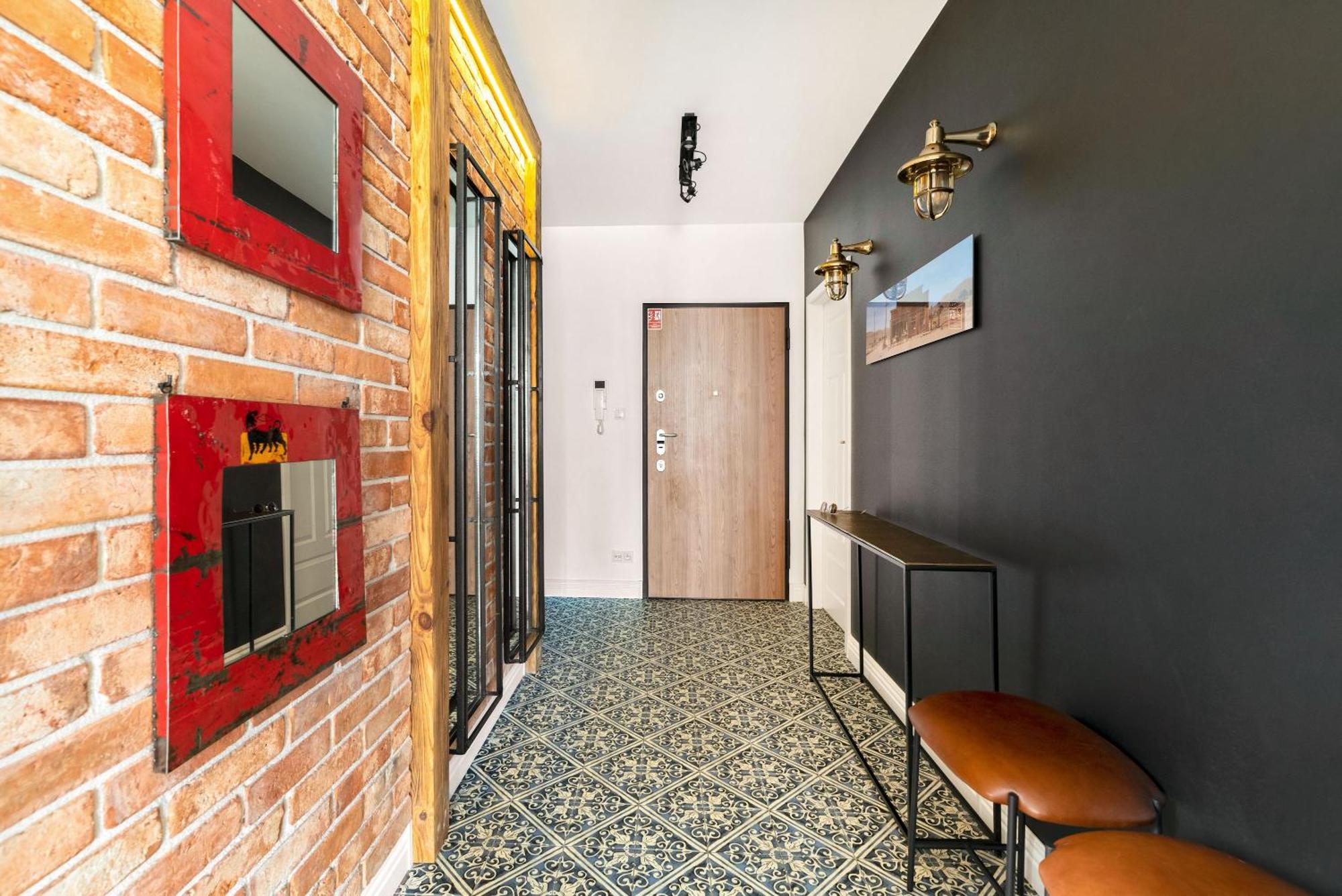 Amber Q4Apartments กดัญสก์ ภายนอก รูปภาพ