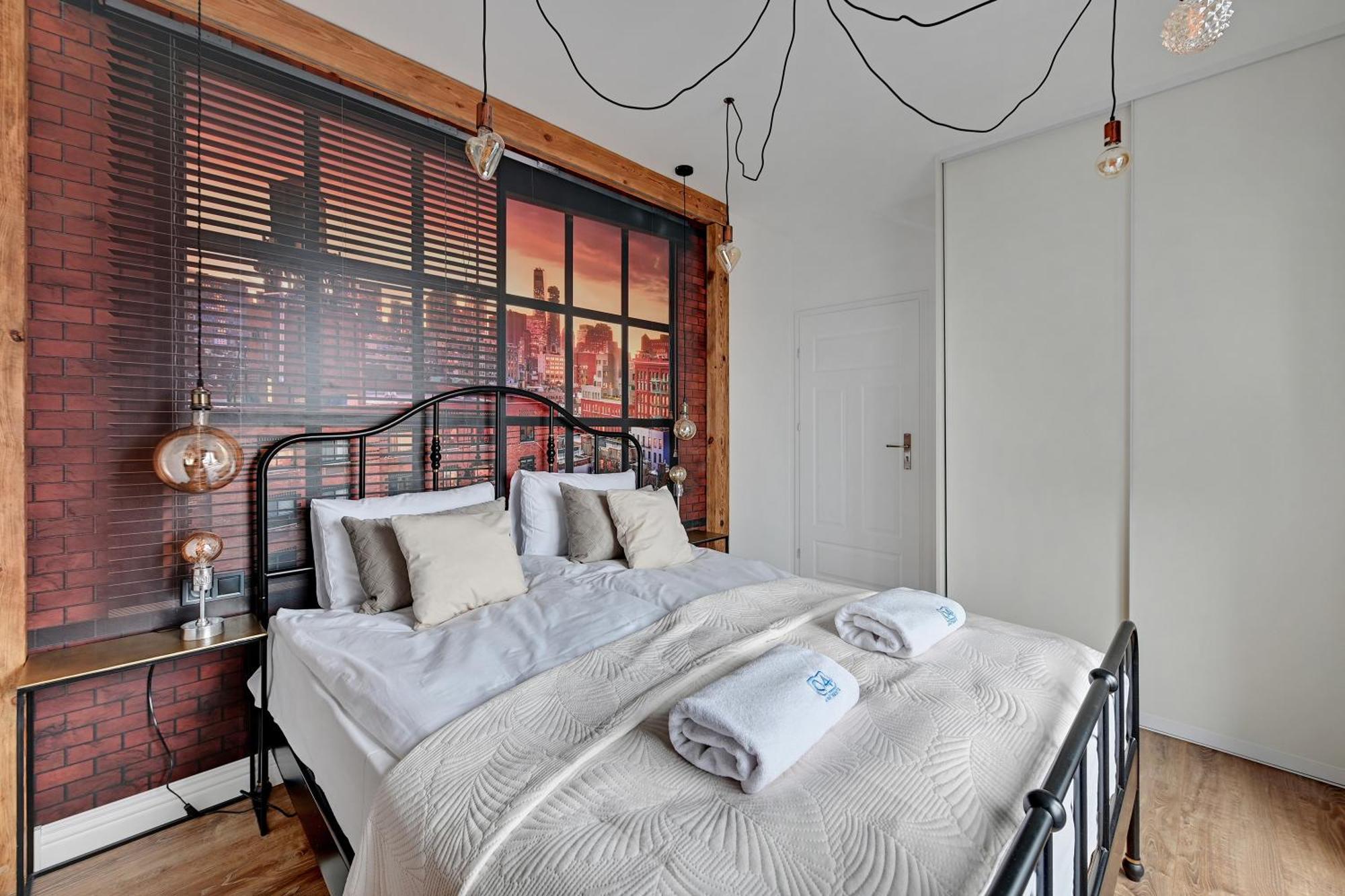 Amber Q4Apartments กดัญสก์ ภายนอก รูปภาพ